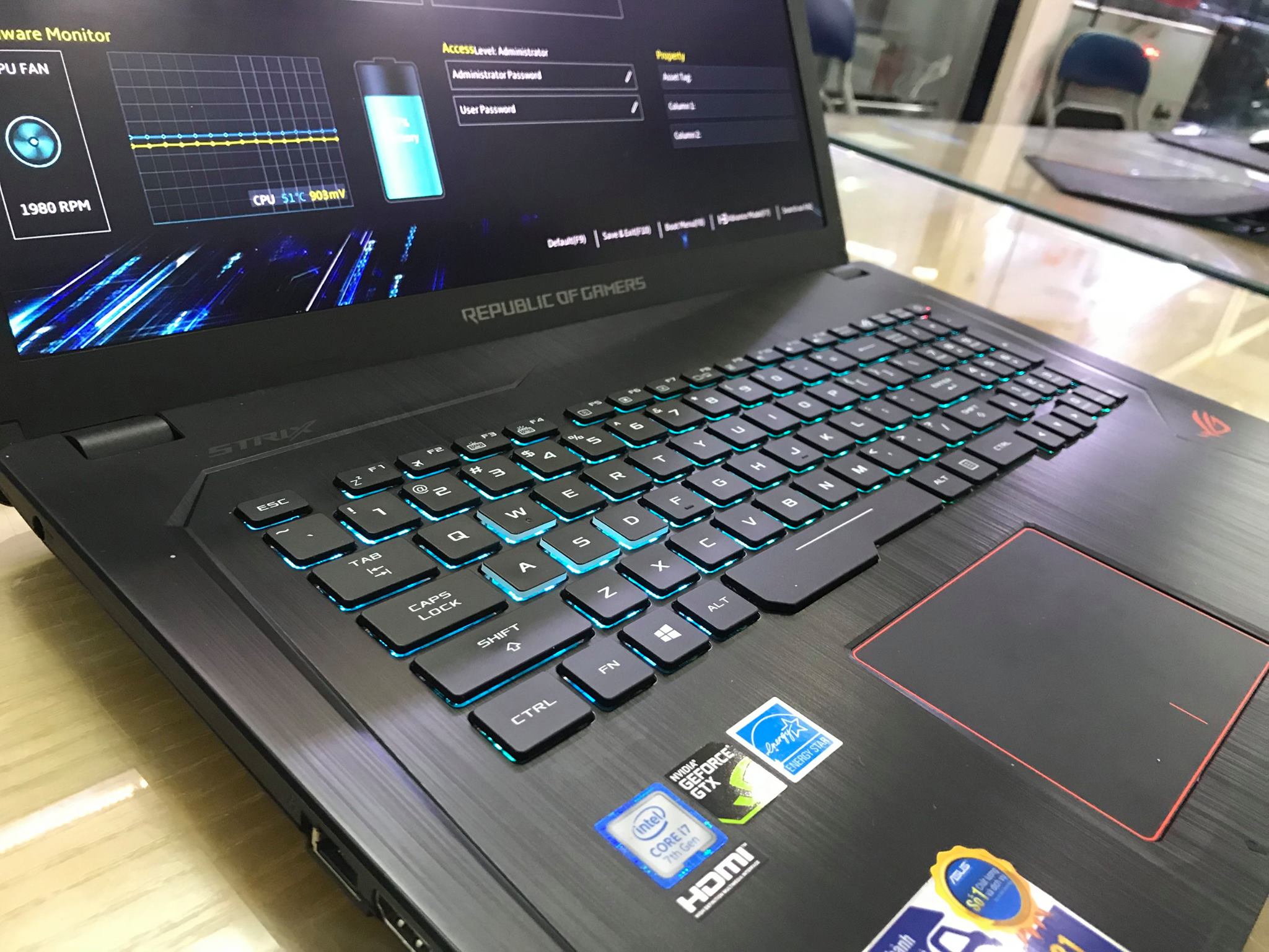 Laptop Asus ROG Strix GL753VE-3.jpg
